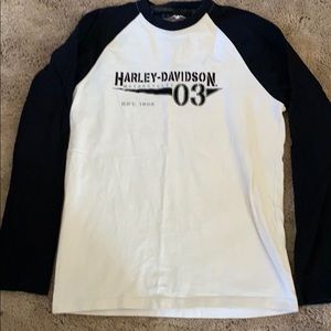 Men’s size M Harley Davidson long sleeve